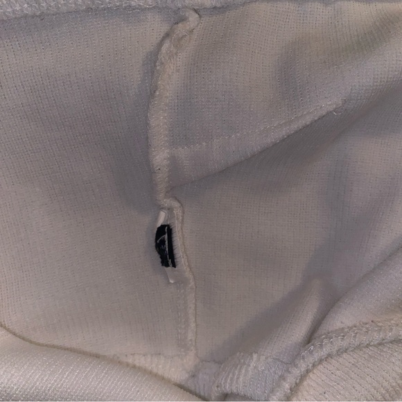 White Ribbed One Shoulder Crop Top - Picture 5 of 6